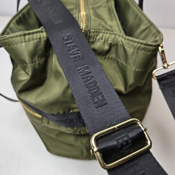 Steve Madden Gym Bag Women Nylon Gold Trim Olive Green Chunky Zip Shoulder Strap - Picture 9 of 12